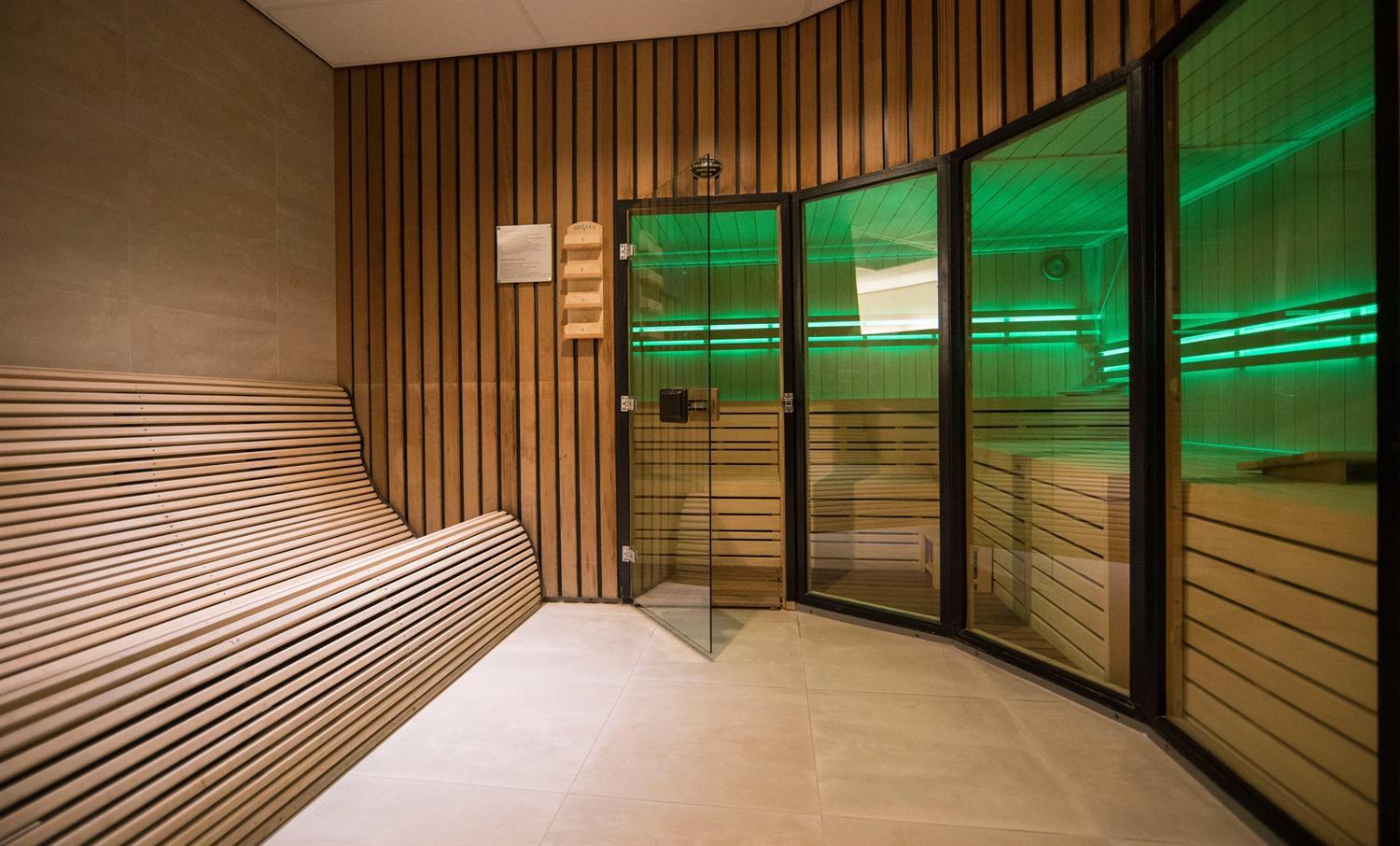 Sauna & Zonnebank - Aerofit Healthclub